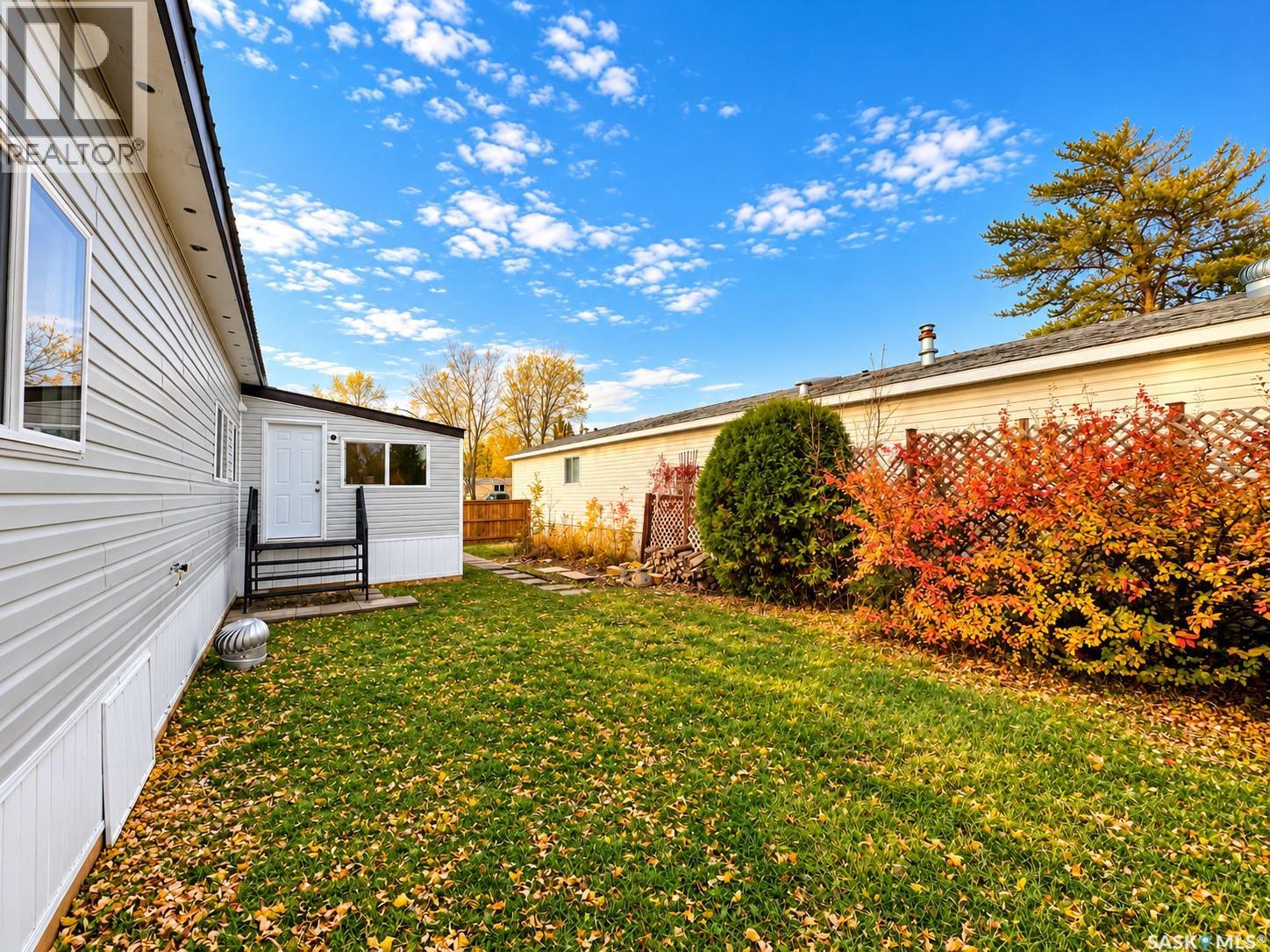 72 1035 Boychuk Drive Property Photo 6