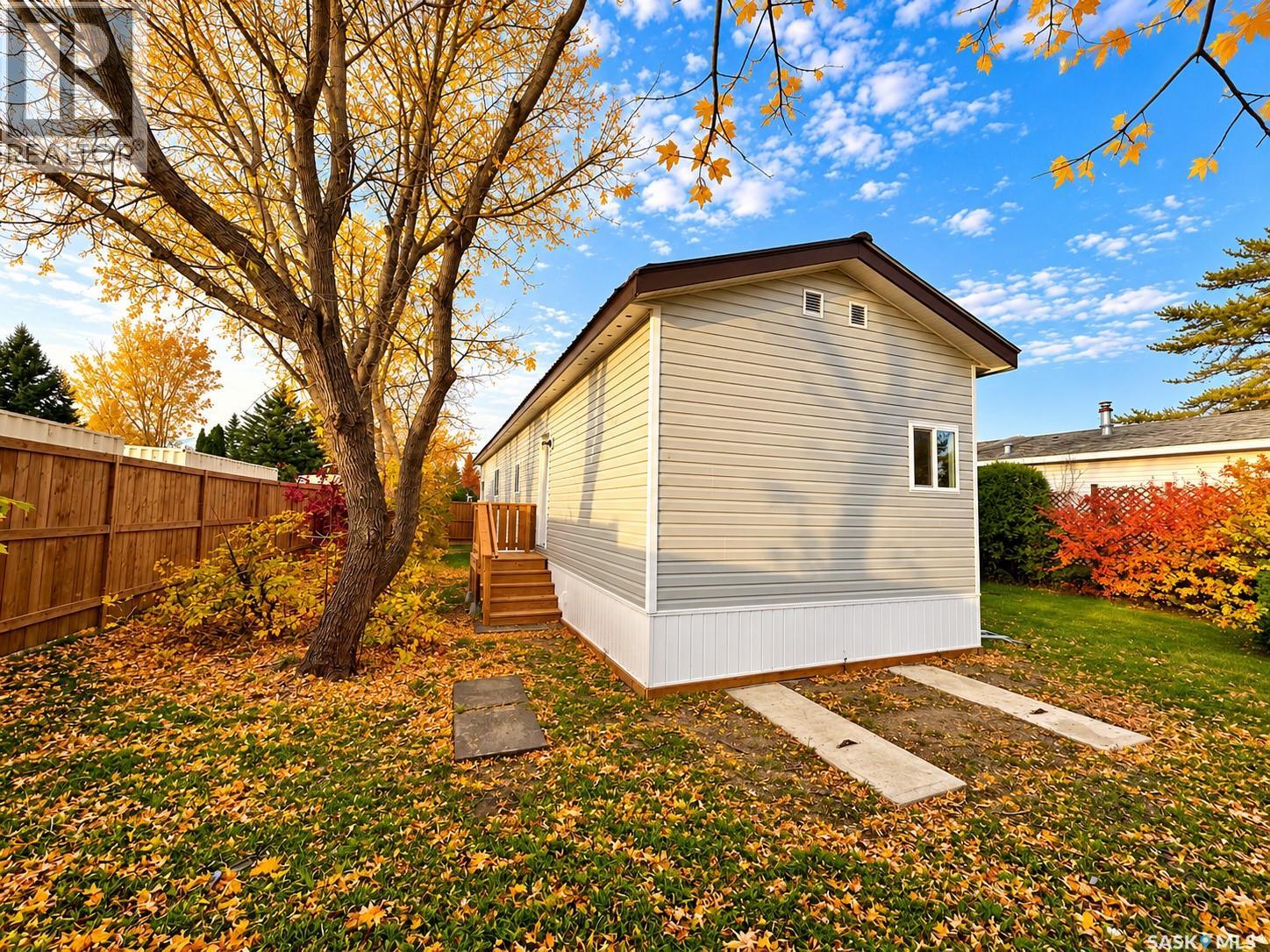 72 1035 Boychuk Drive Property Photo 8