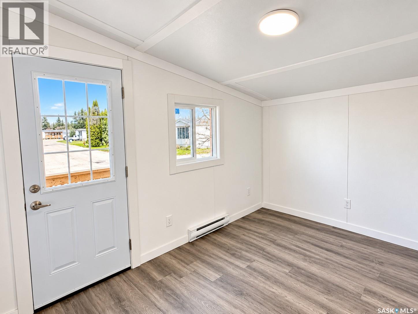 72 1035 Boychuk Drive Property Photo 12
