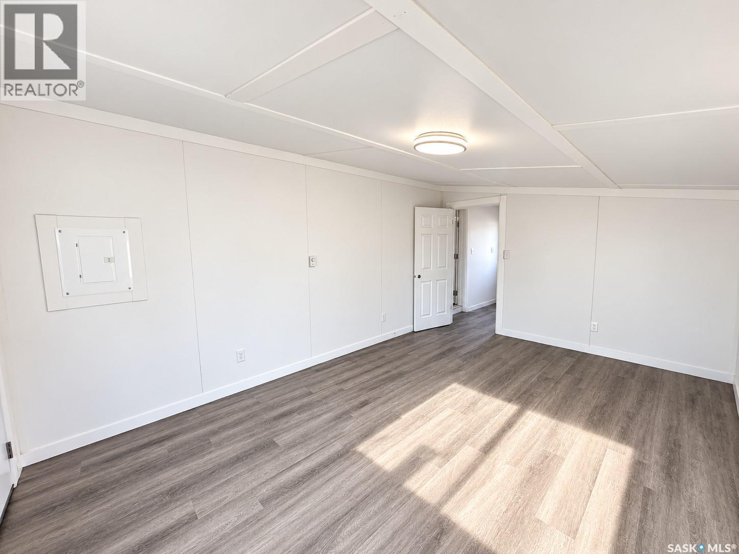 72 1035 Boychuk Drive Property Photo 16