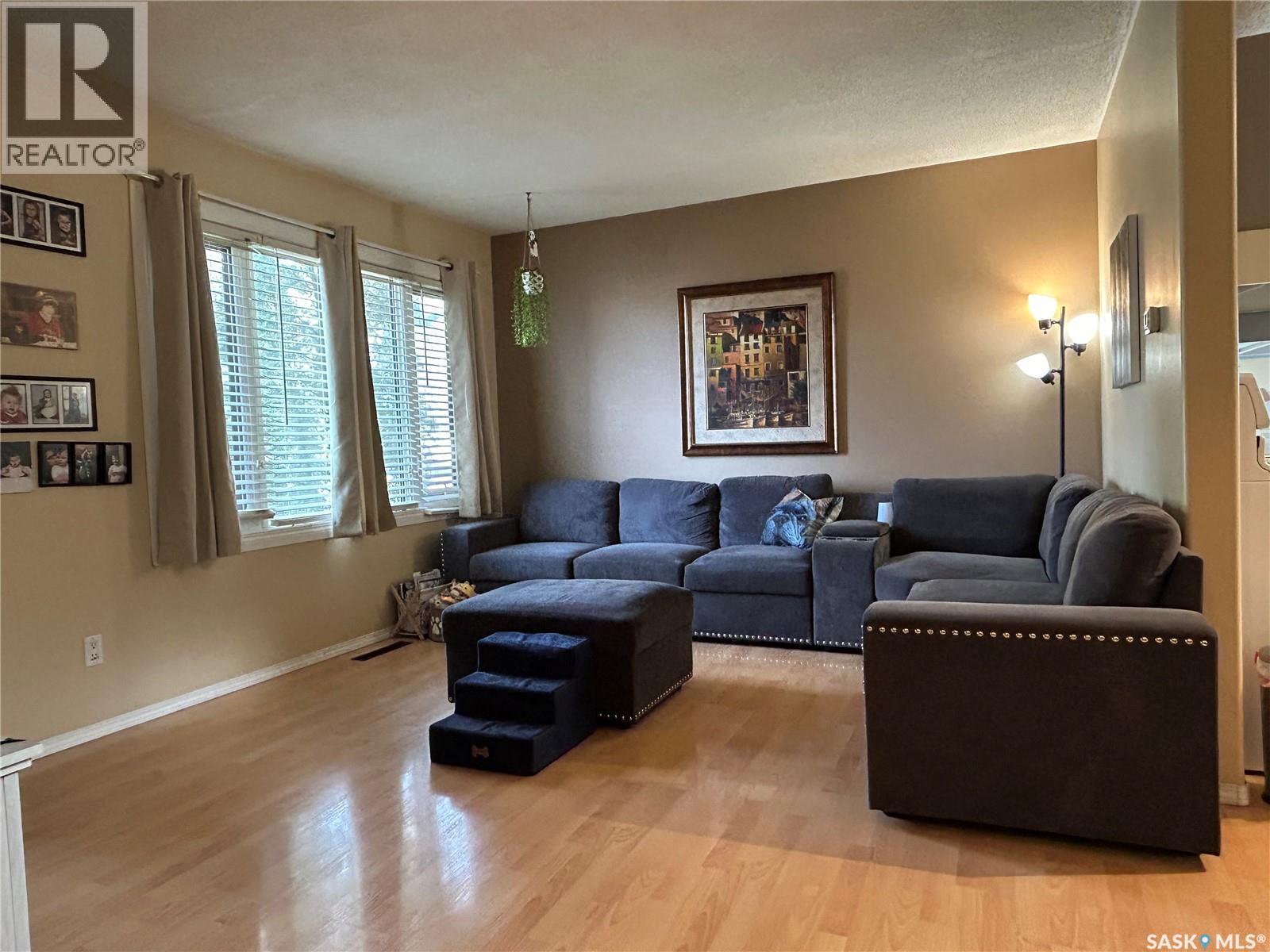 714 Carbon Avenue Property Photo 3
