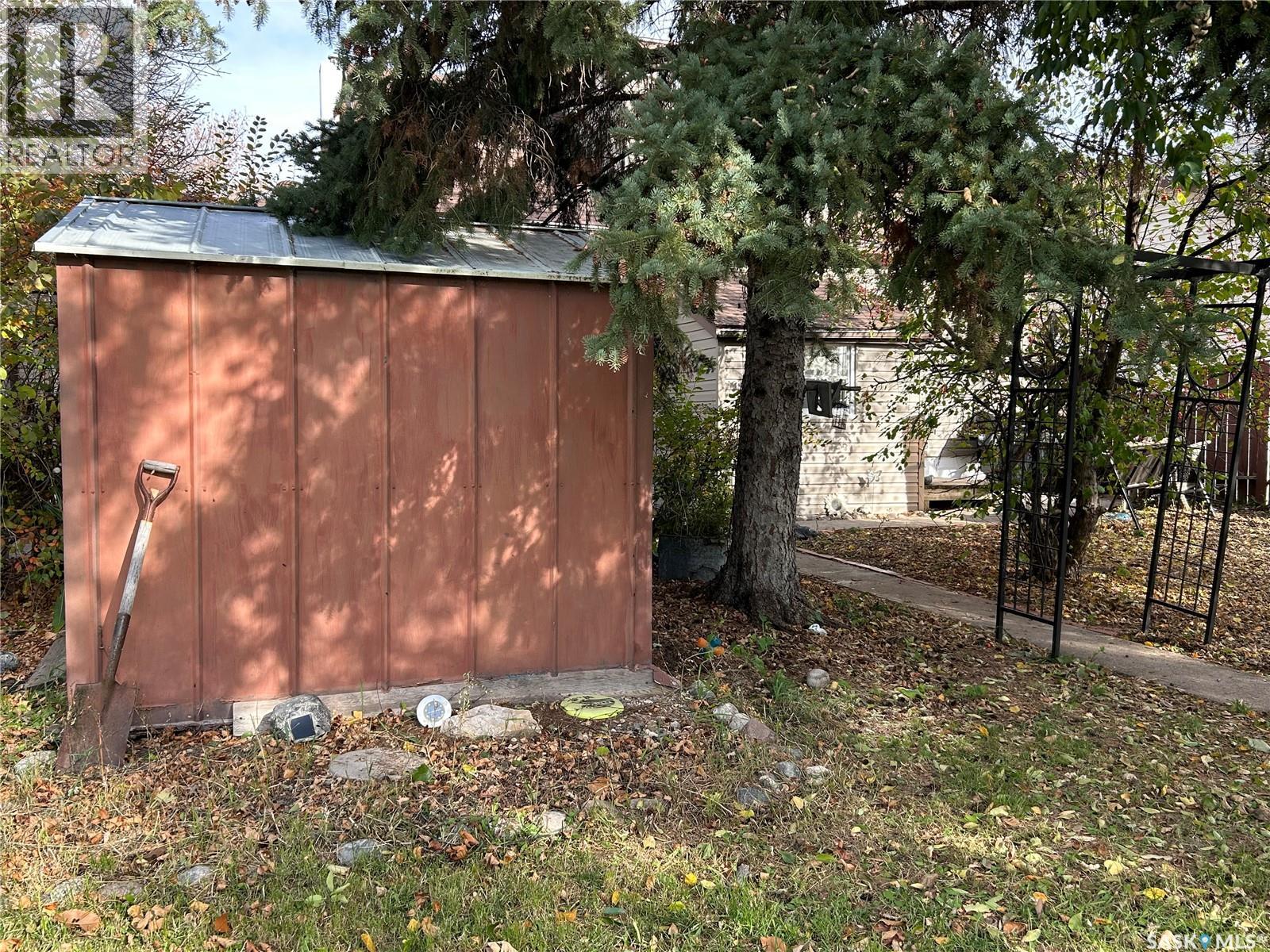 714 Carbon Avenue Property Photo 34