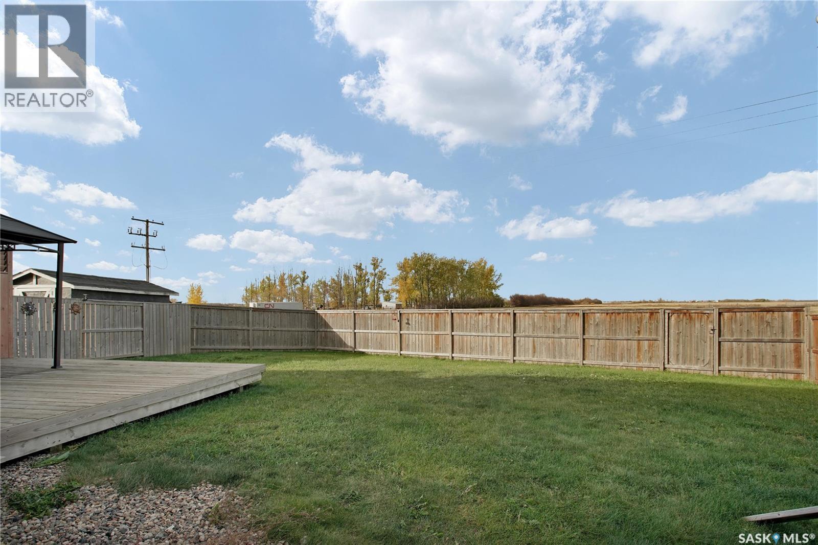 437 Redwood Crescent Property Photo 28