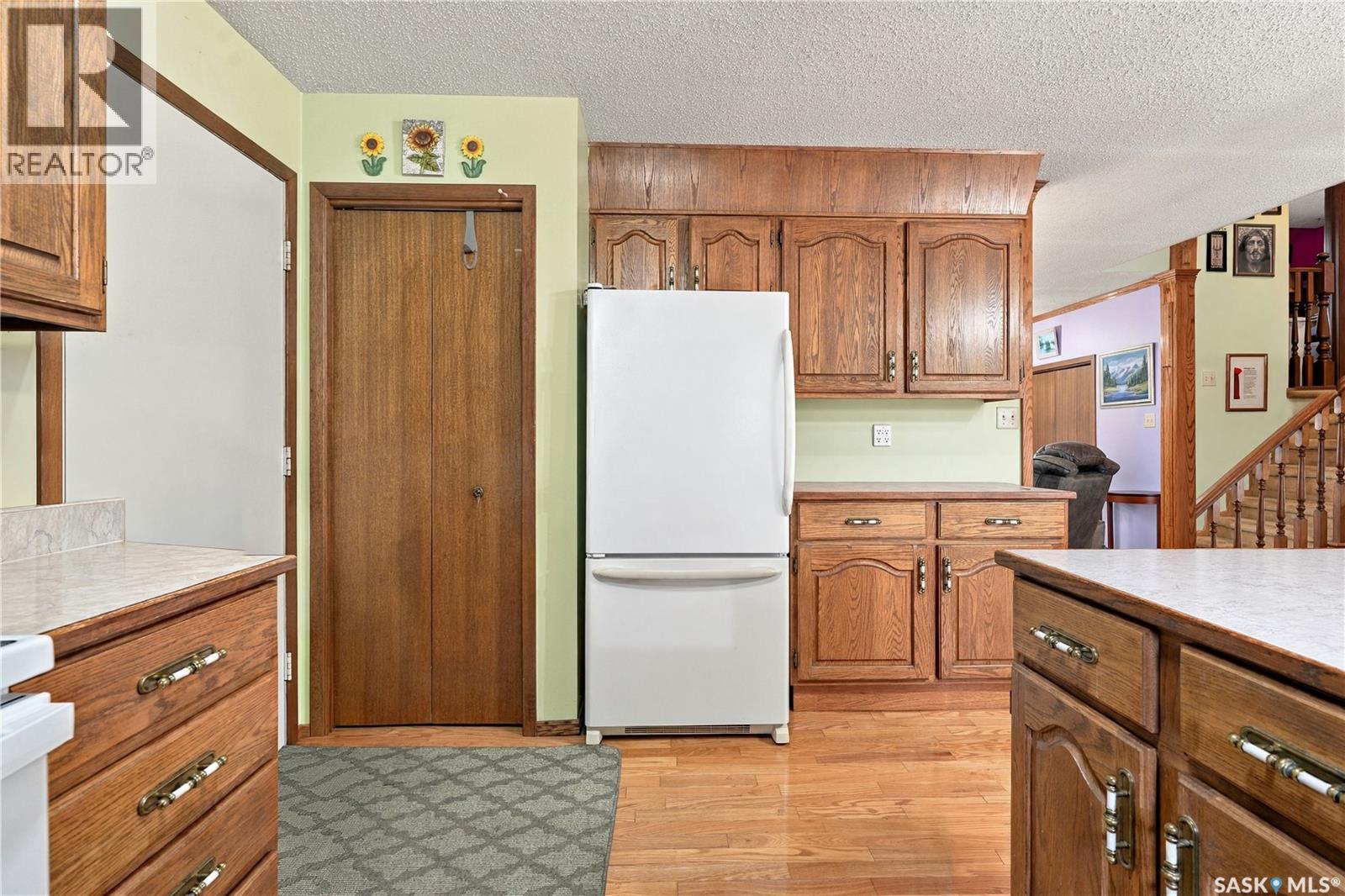 374 Thain Crescent Property Photo 10