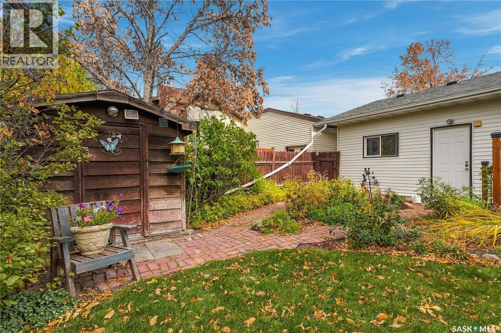 374 Thain Crescent Property Photo 44