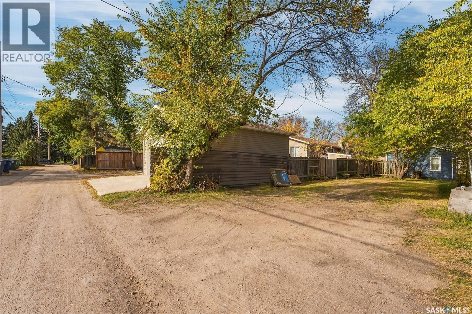 1116 12th Street E Property Photo 16