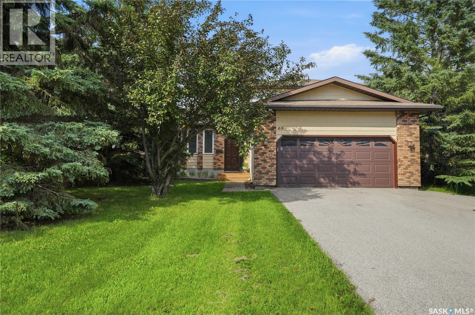 65 Meadow Road Property Photo 1