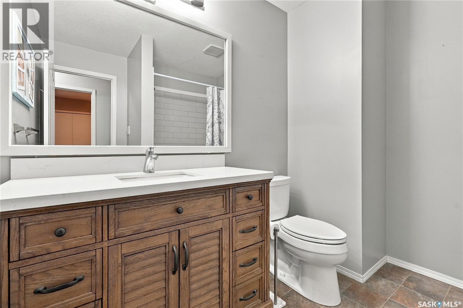 65 Meadow Road Property Photo 18