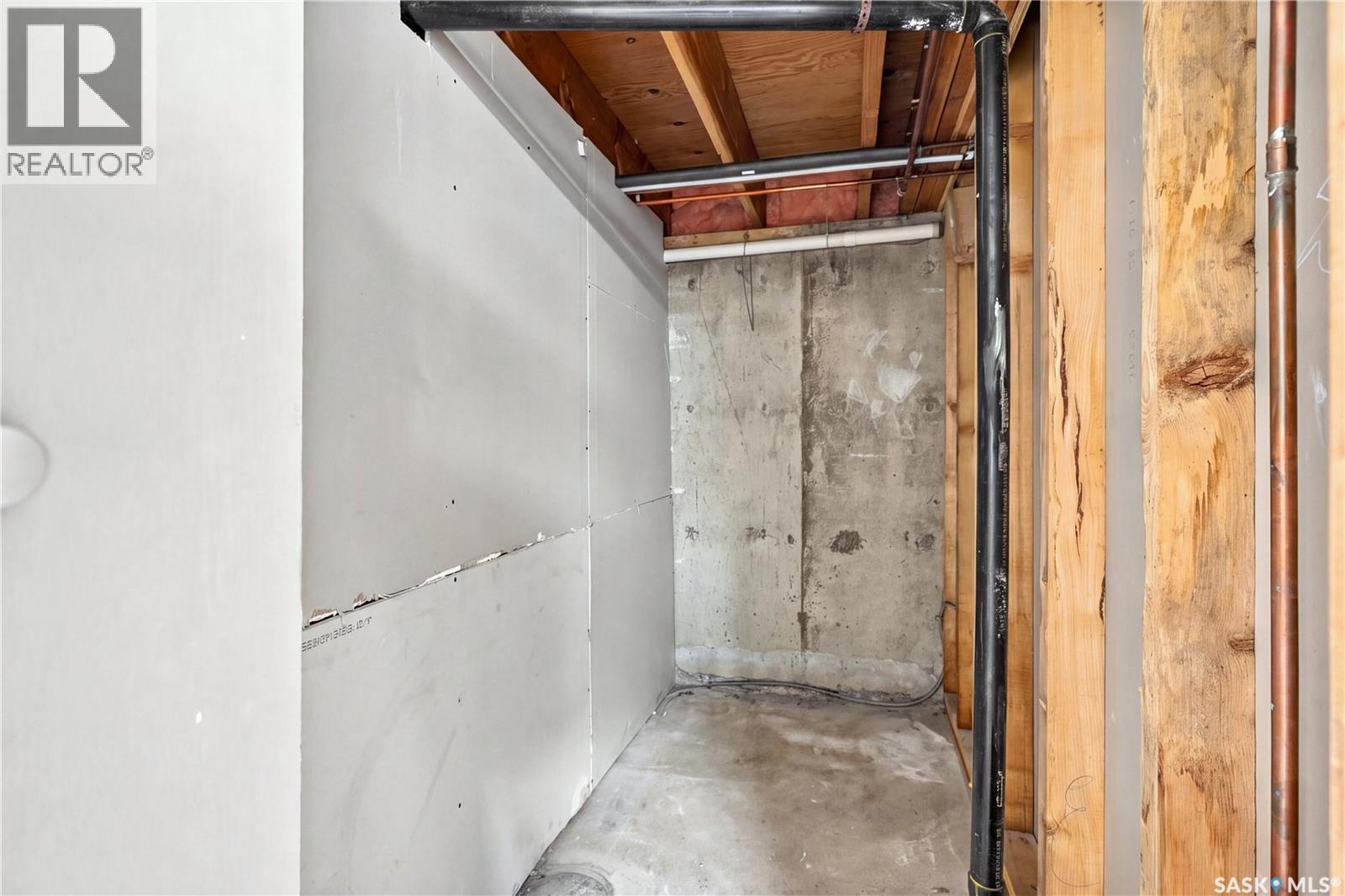 65 Meadow Road Property Photo 24