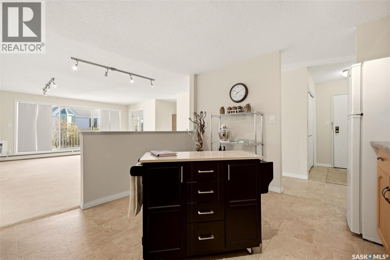 309 2275 Mcintyre Street Property Photo 8