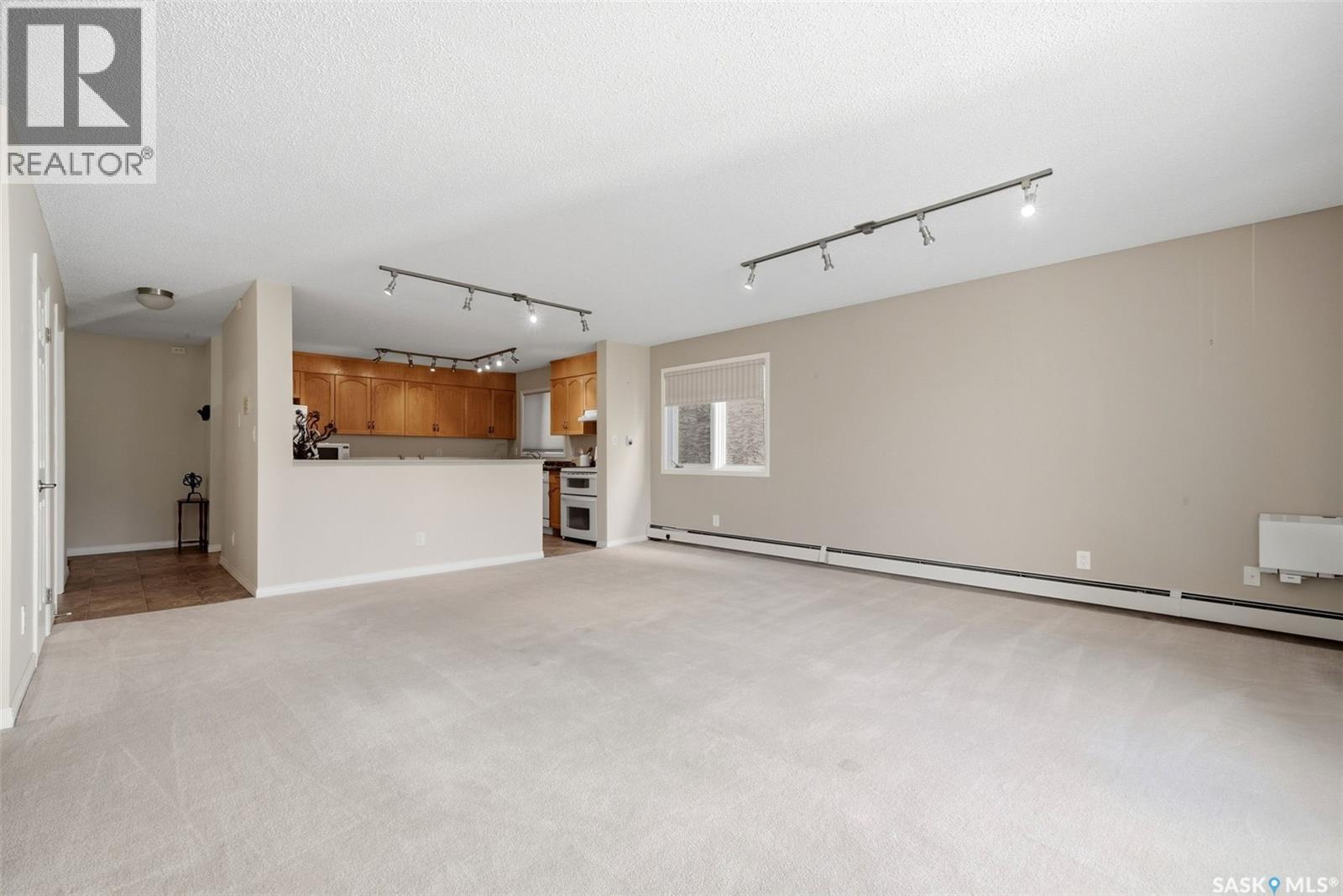 309 2275 Mcintyre Street Property Photo 12