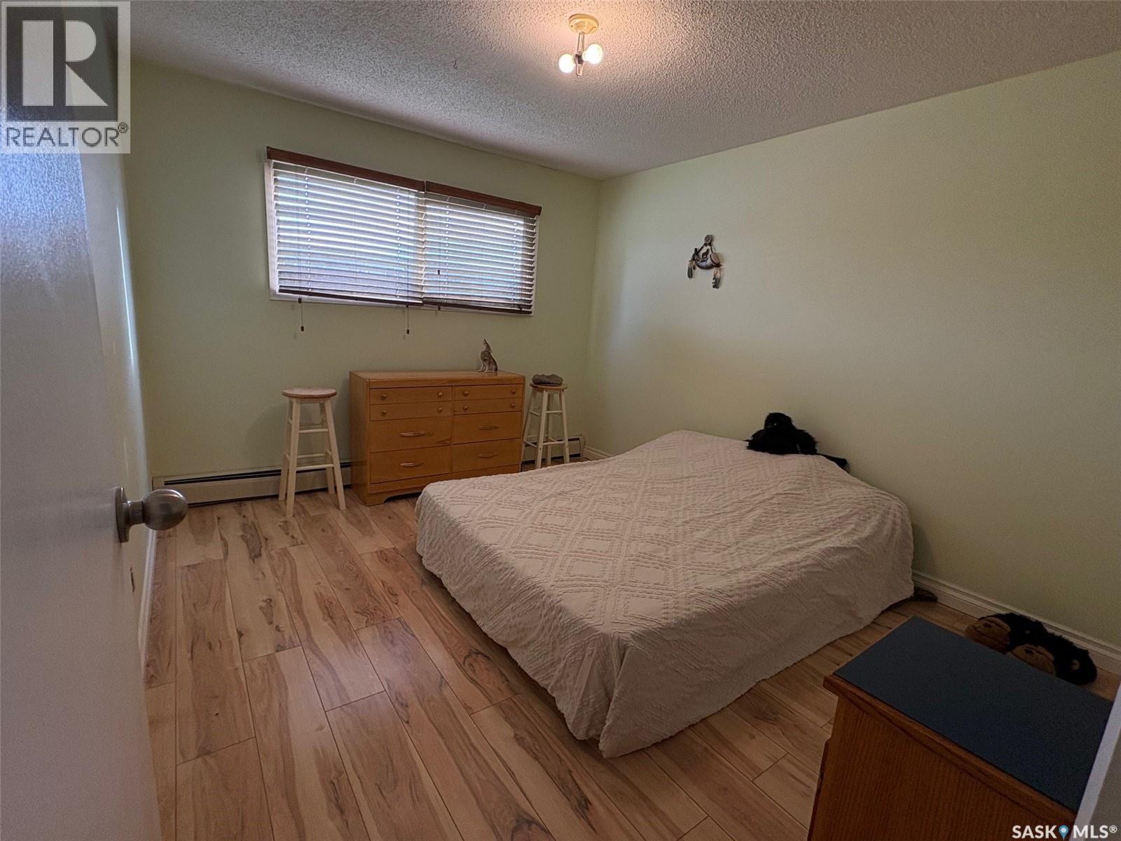 14 3809 Luther Place Property Photo 8