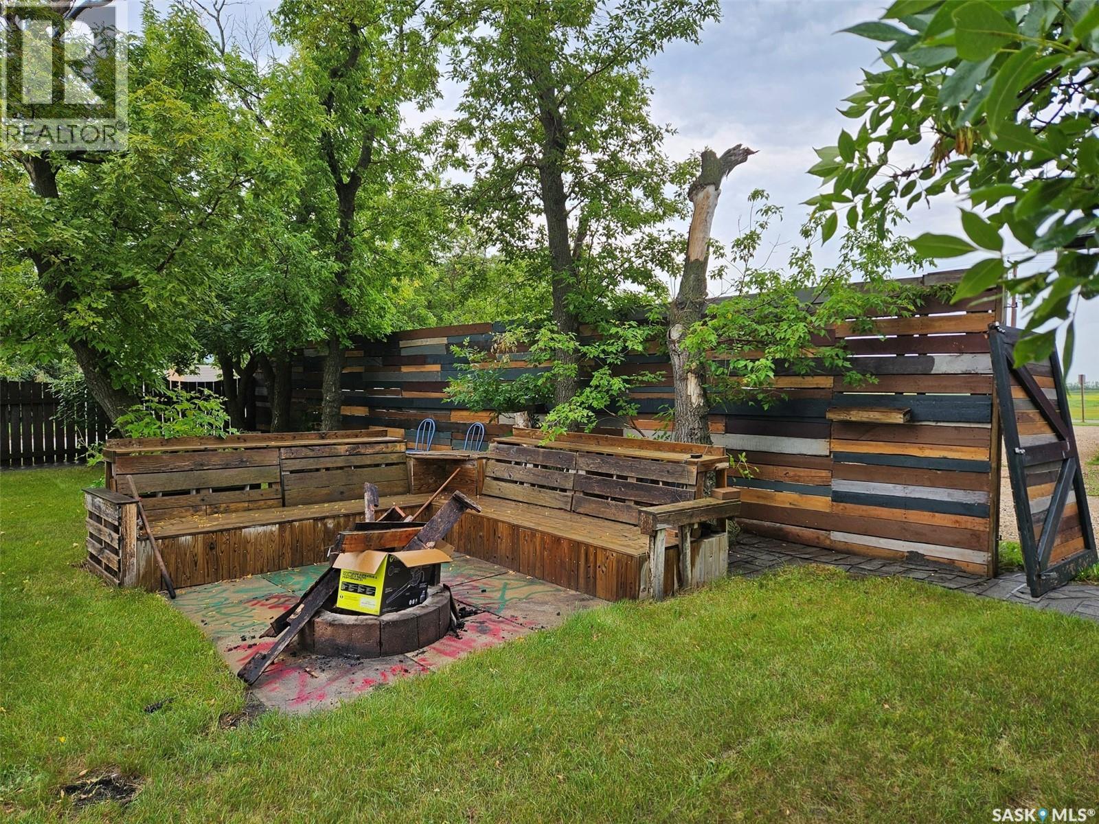 218 7th Street W Property Photo 18