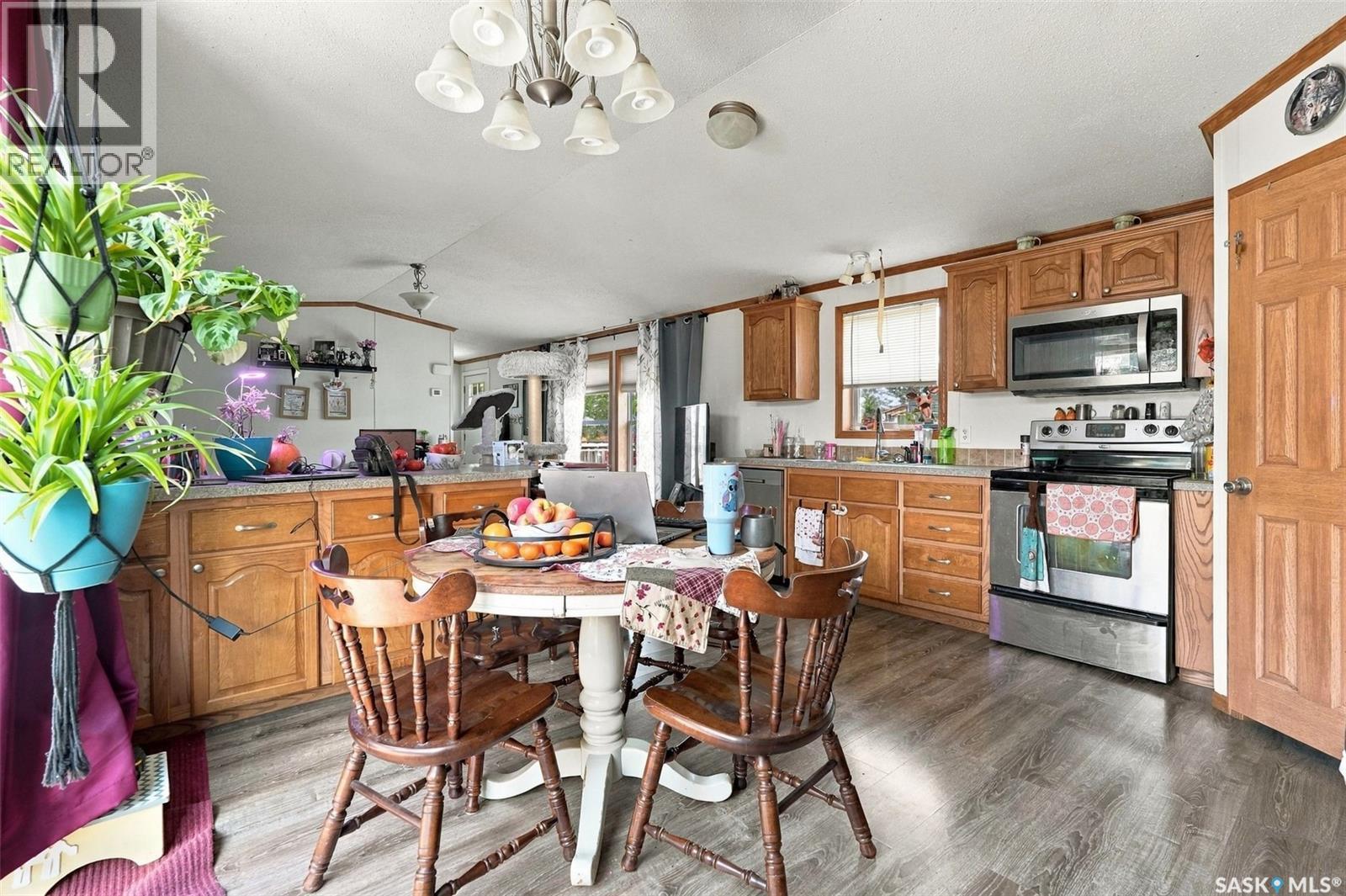 305 5th Avenue Property Photo 4