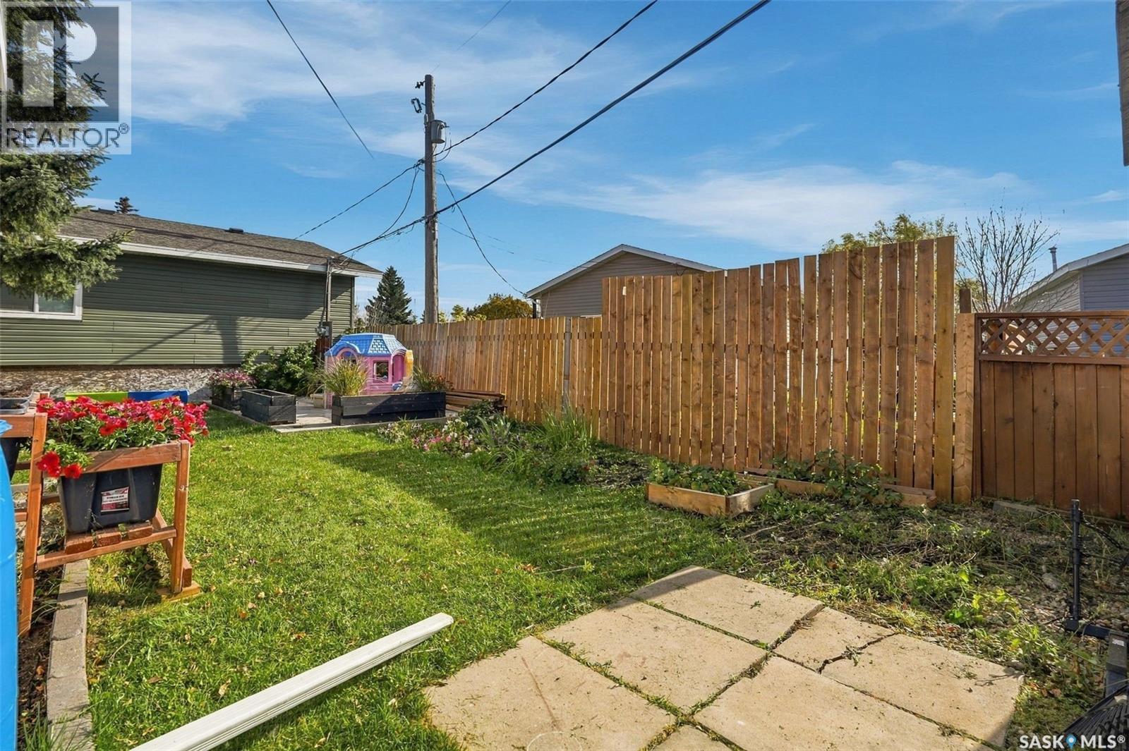 305 5th Avenue Property Photo 28