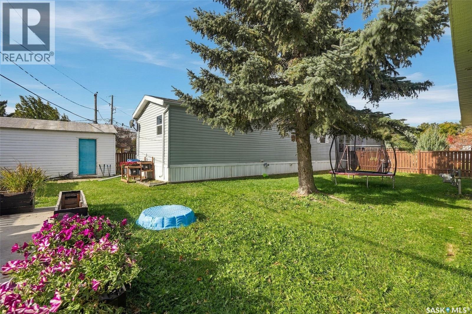 305 5th Avenue Property Photo 32