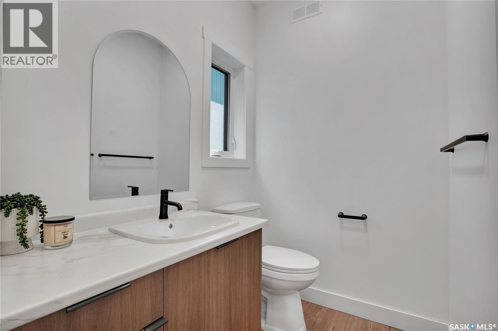 101 Emma Crescent Property Photo 14