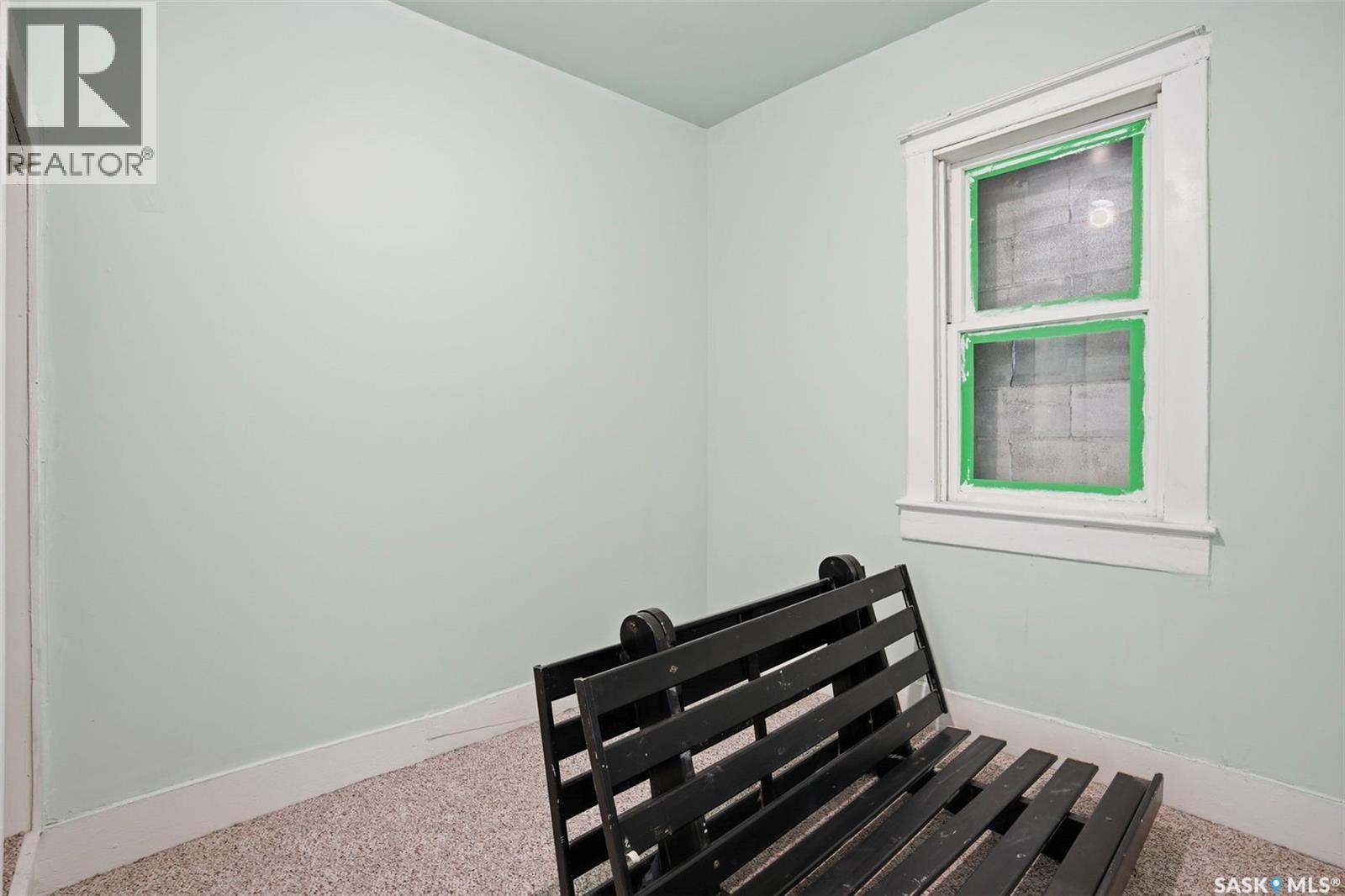 418 20th Street W Property Photo 26