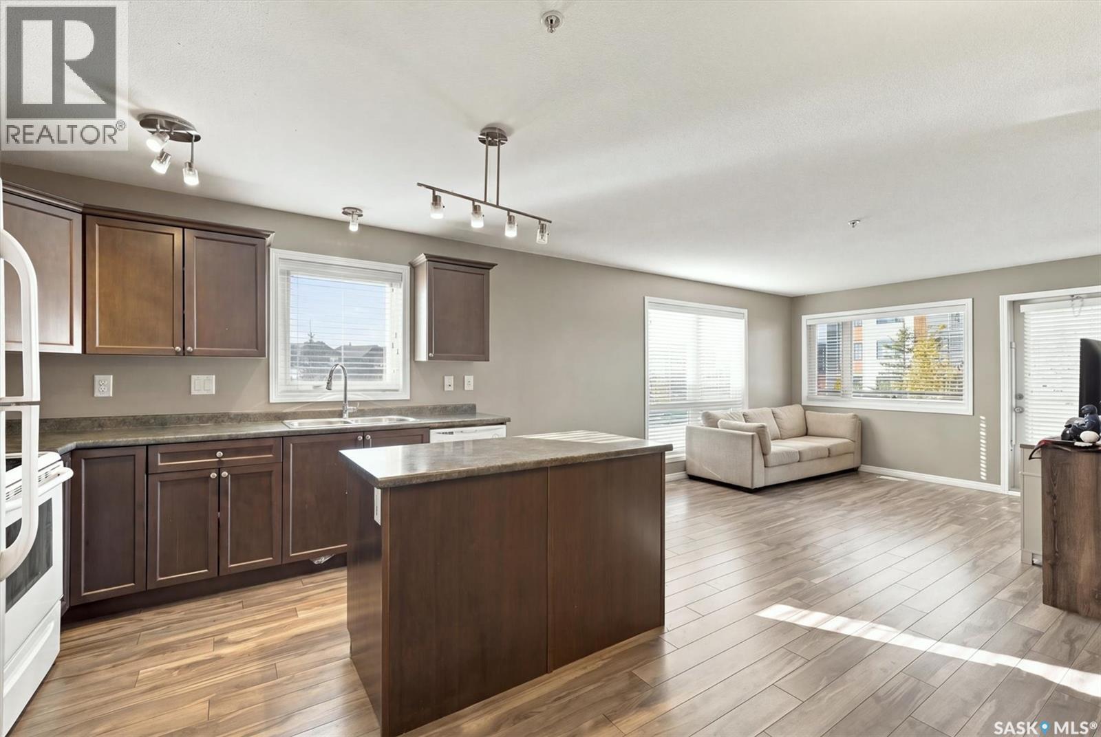 5105 110 Willis Crescent Property Photo 3