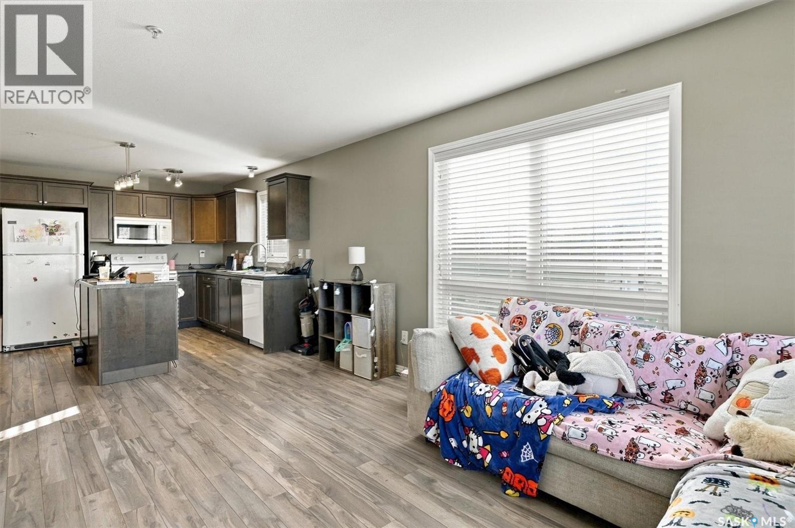 5105 110 Willis Crescent Property Photo 10