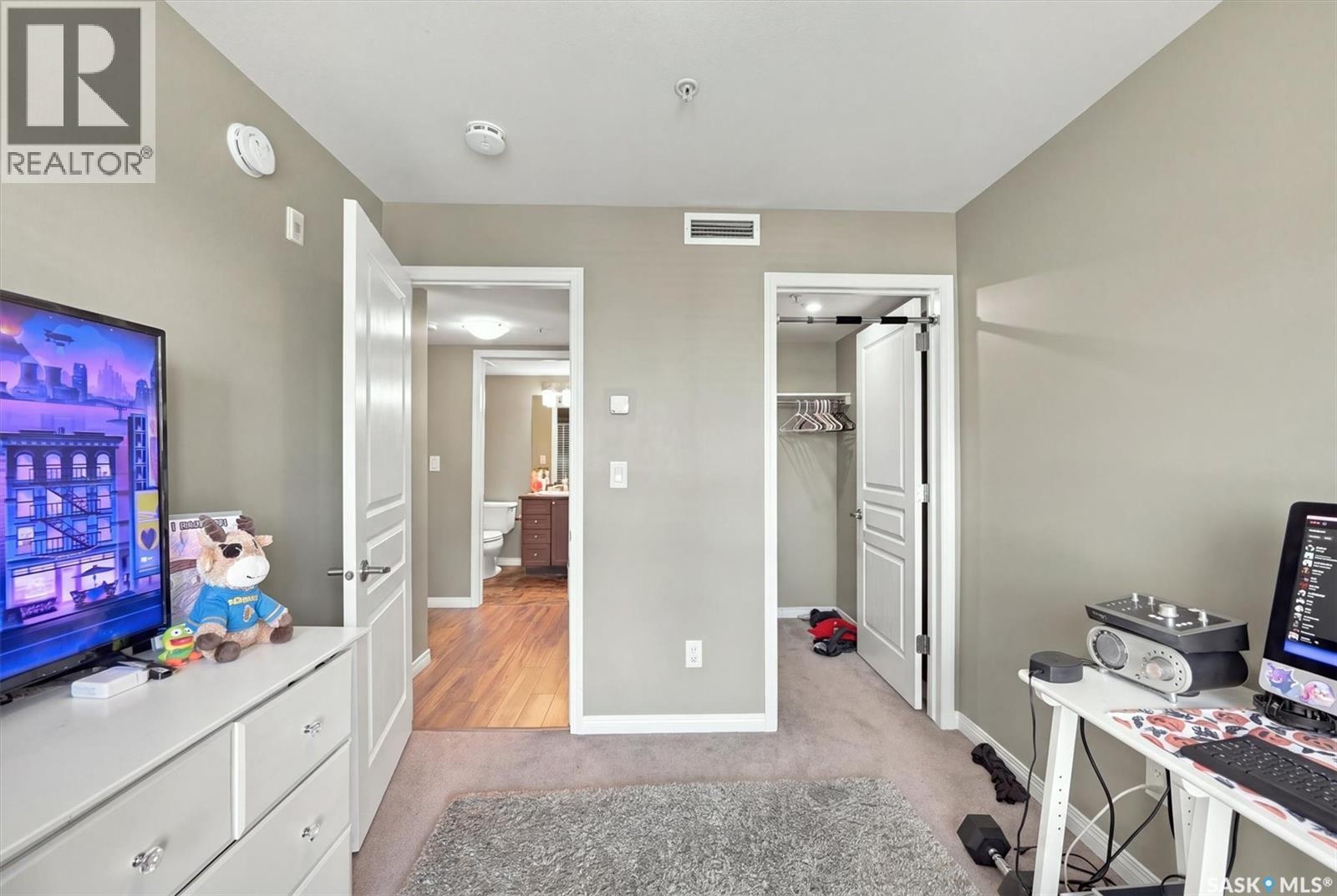 5105 110 Willis Crescent Property Photo 21