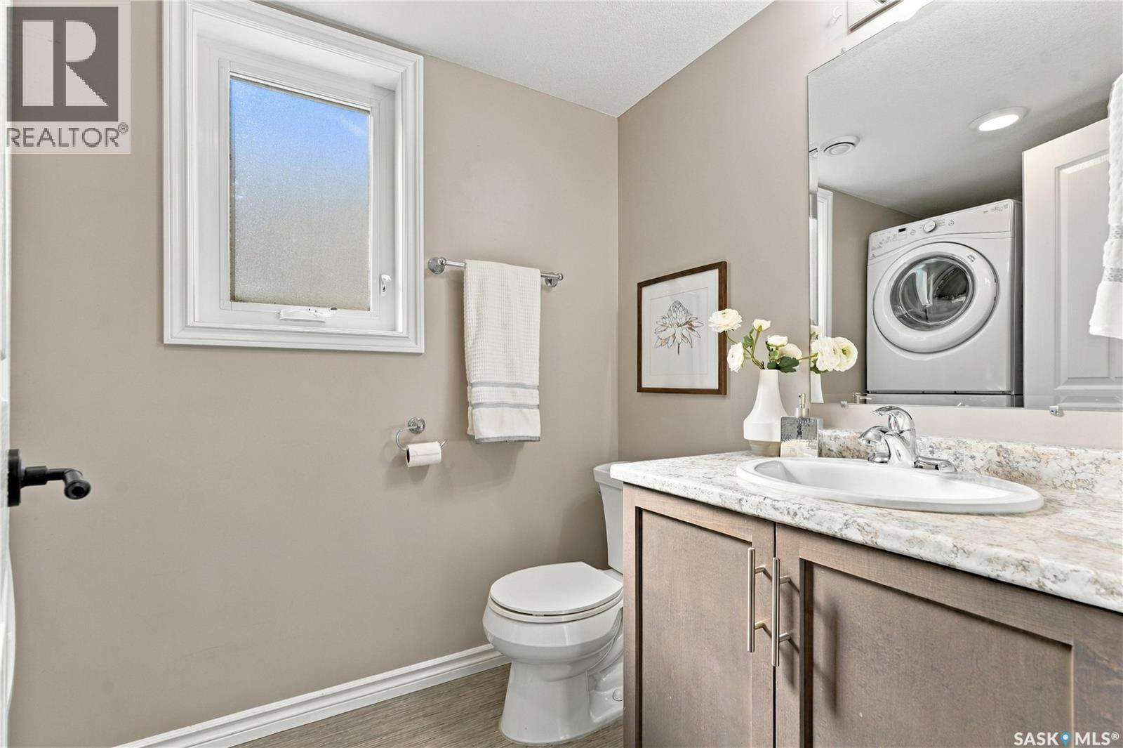 317 G Avenue S Property Photo 11