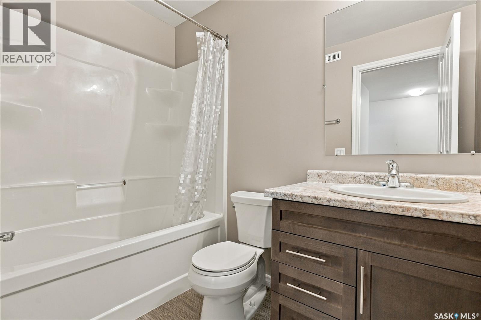 317 G Avenue S Property Photo 24