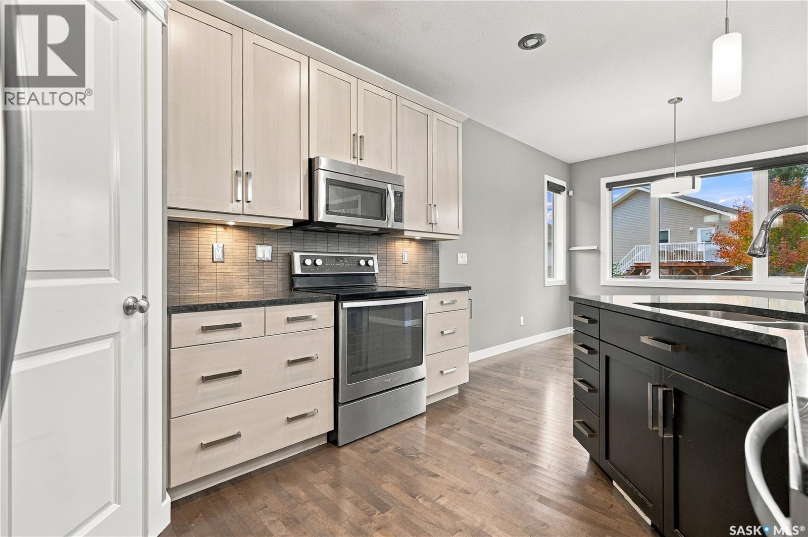 1415 Pringle Crescent Property Photo 10