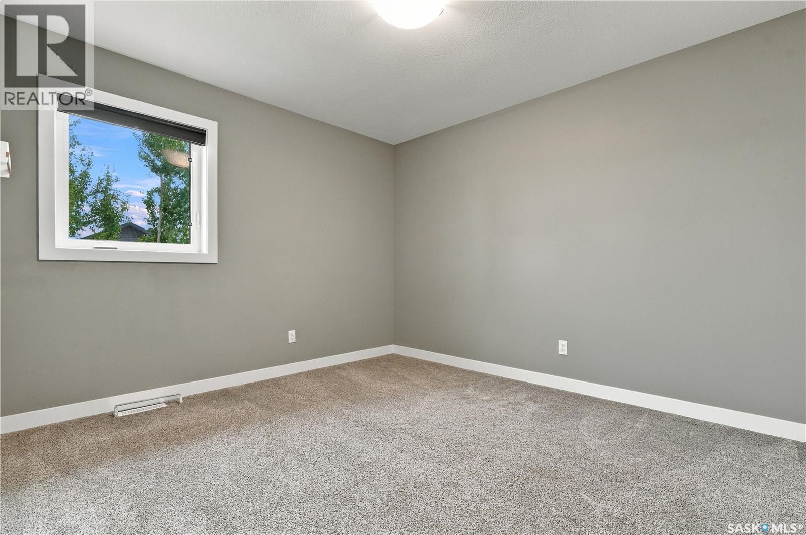 1415 Pringle Crescent Property Photo 39