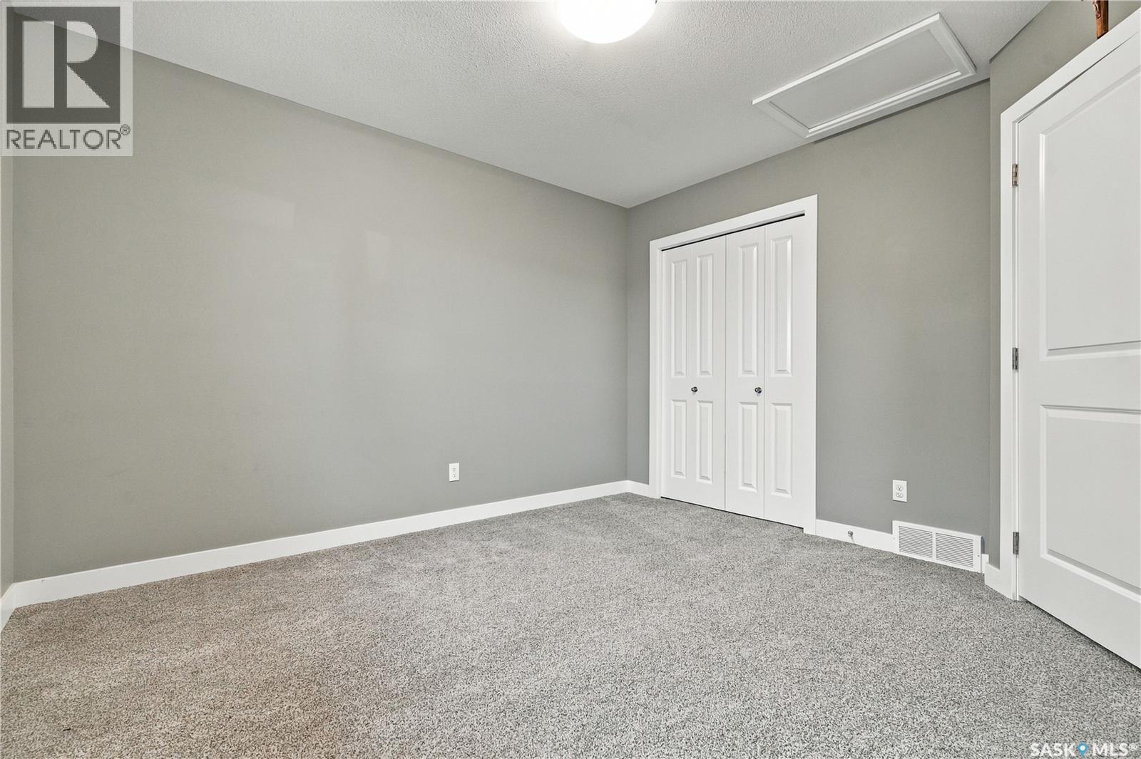 1415 Pringle Crescent Property Photo 40