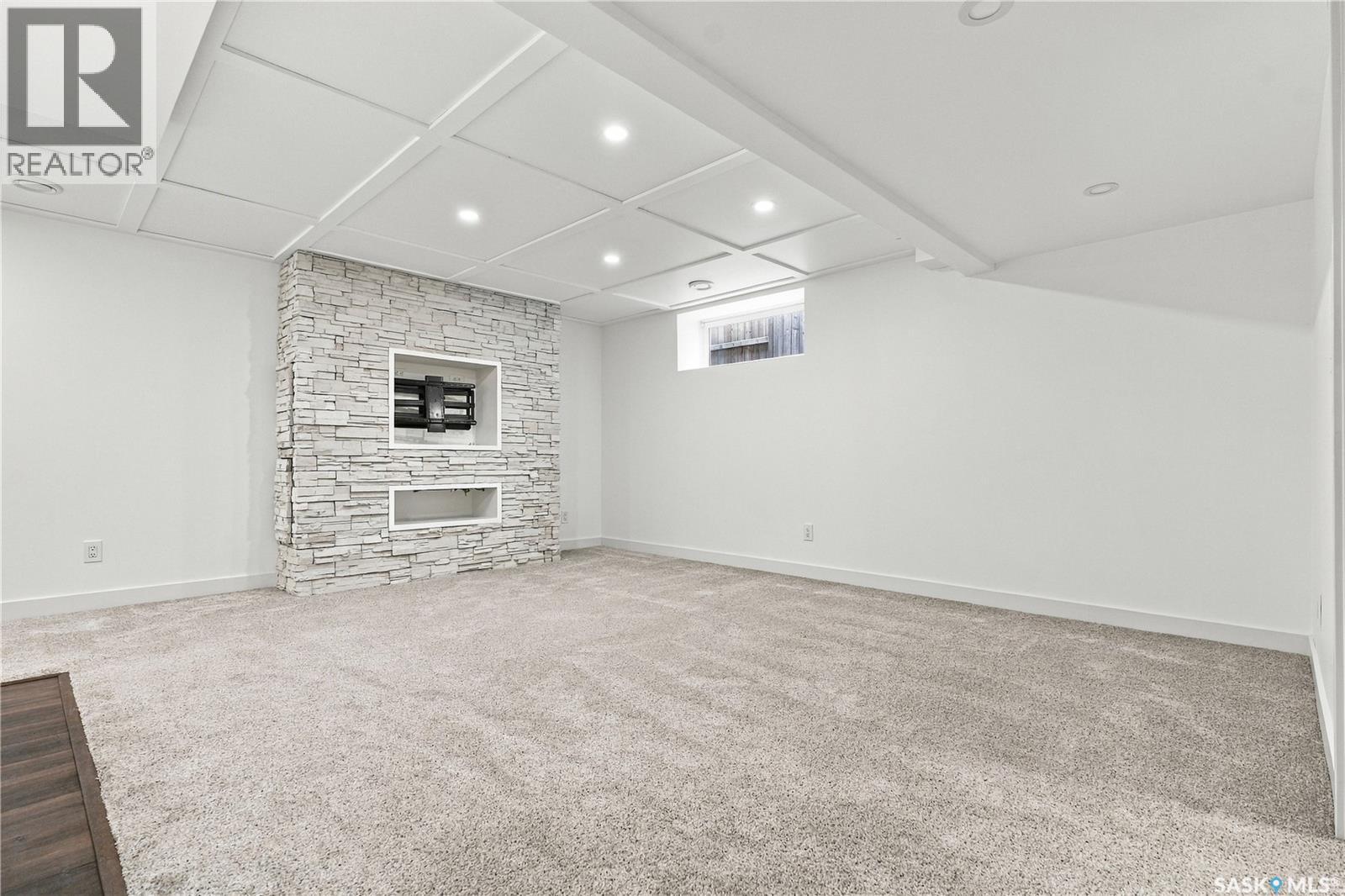 1415 Pringle Crescent Property Photo 46