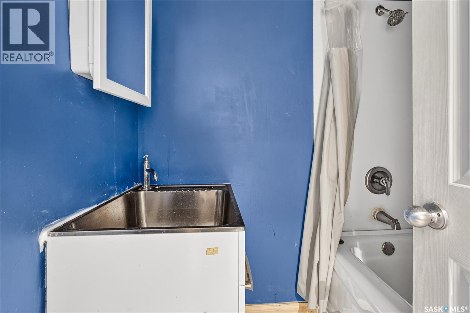 434 Athabasca Street E Property Photo 21