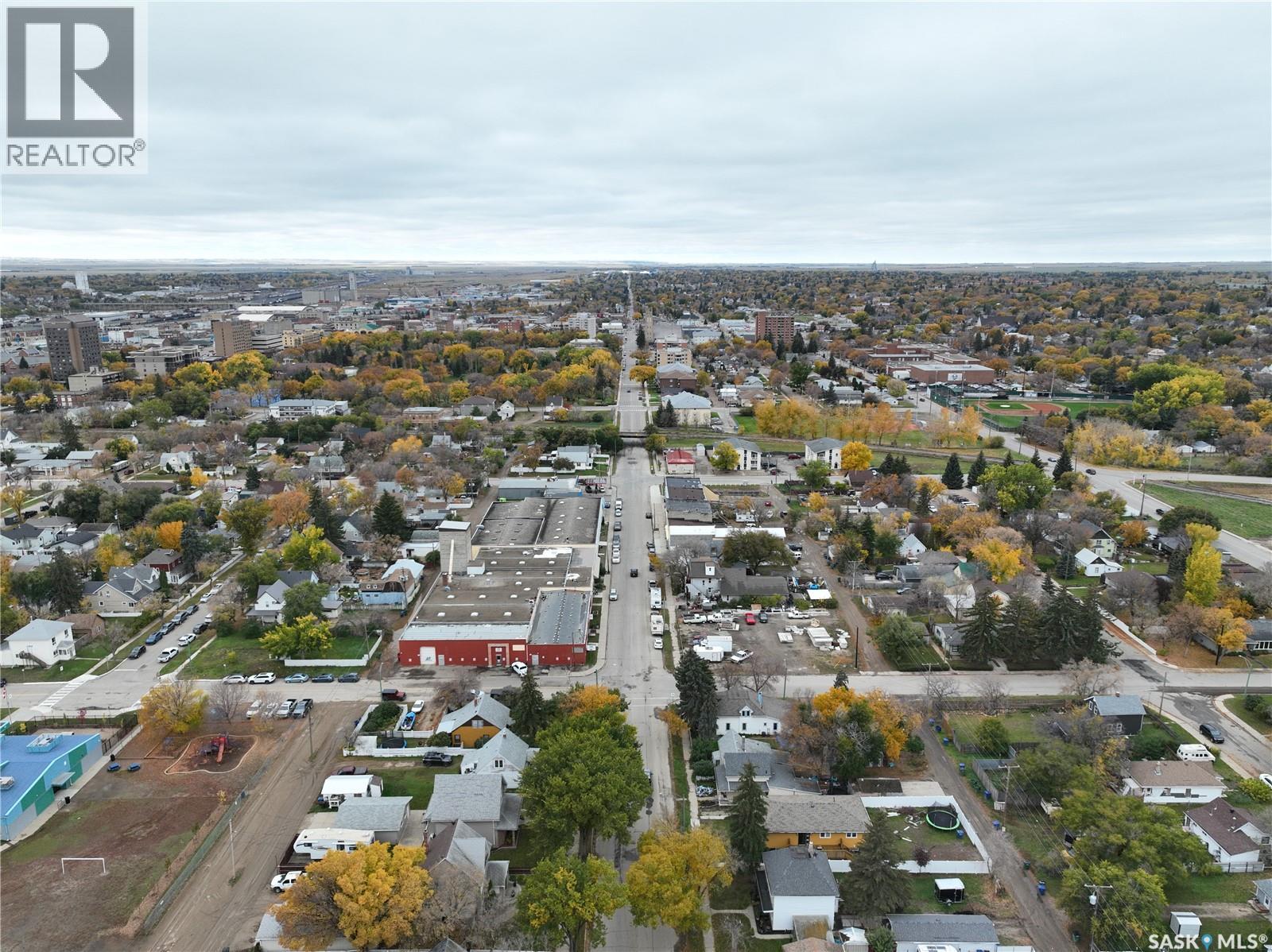 434 Athabasca Street E Property Photo 41