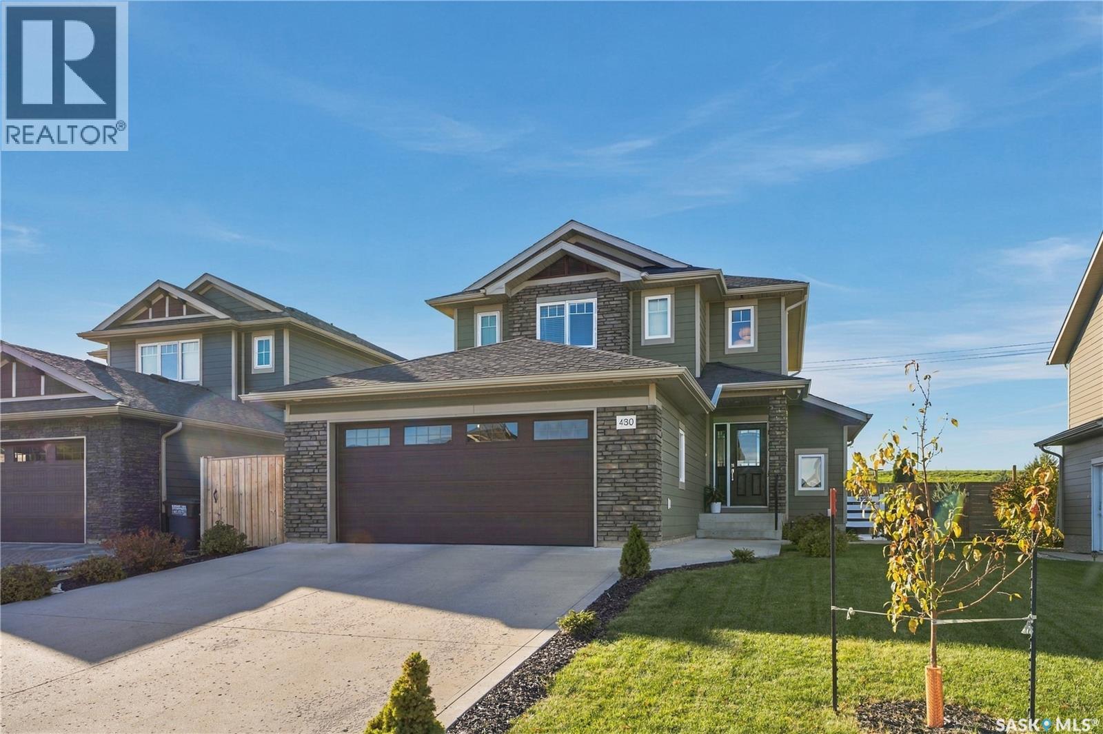 430 Pichler Crescent Property Photo 1