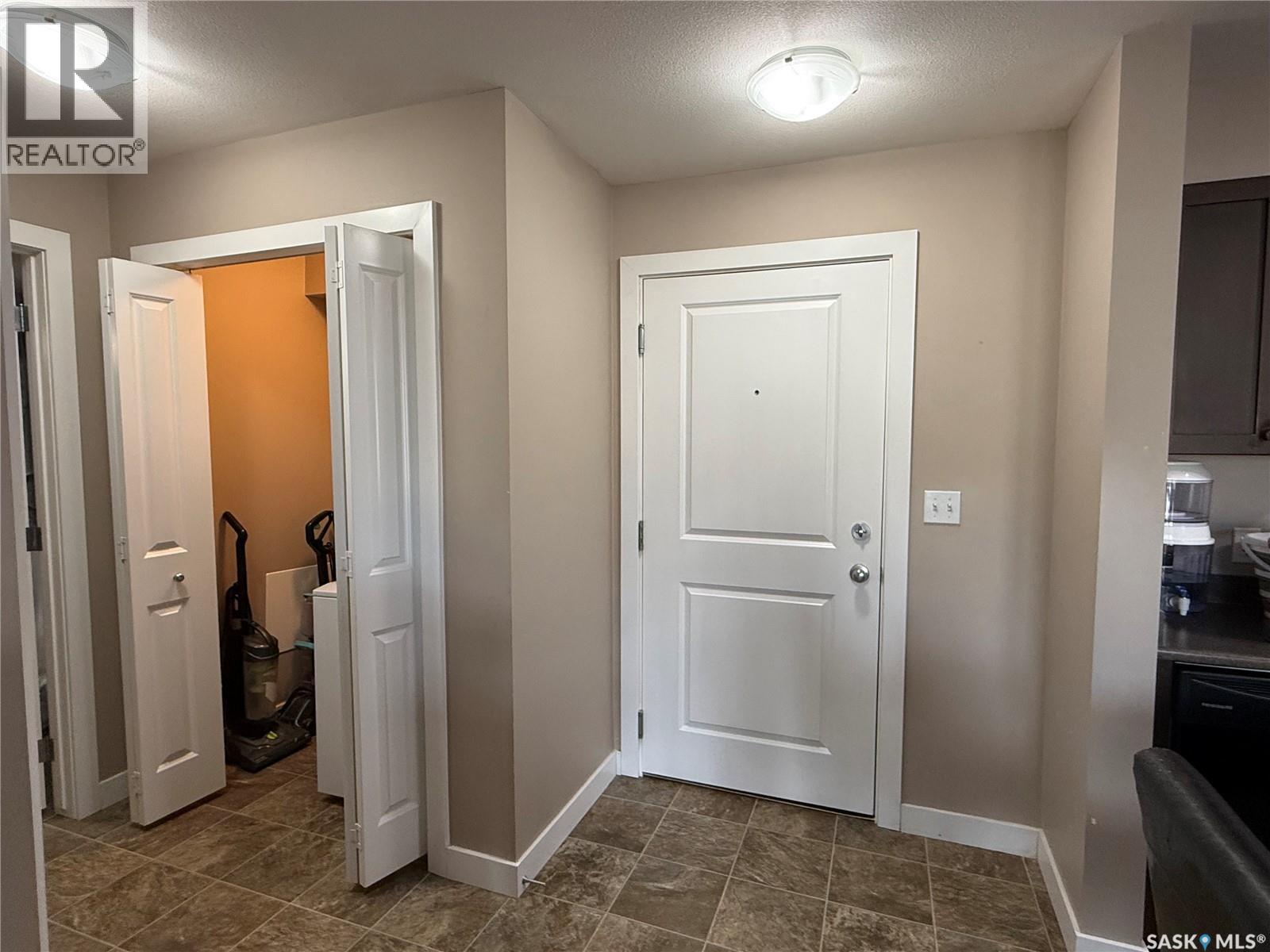 103 820 5th Street Ne Property Photo 17