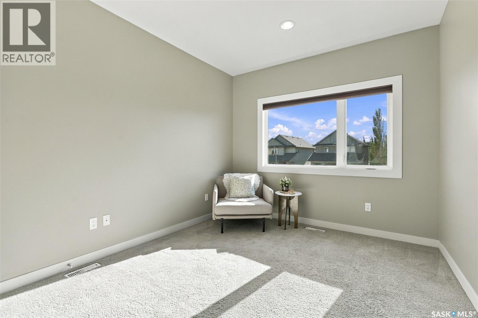 20 103 Willis Crescent Property Photo 28