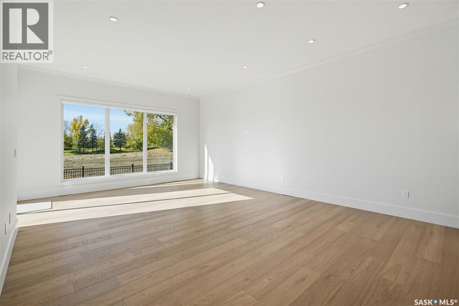 14 350 Cartwright Street Property Photo 5