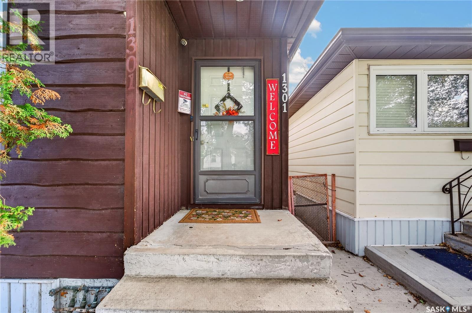 1301 King Street Property Photo 2