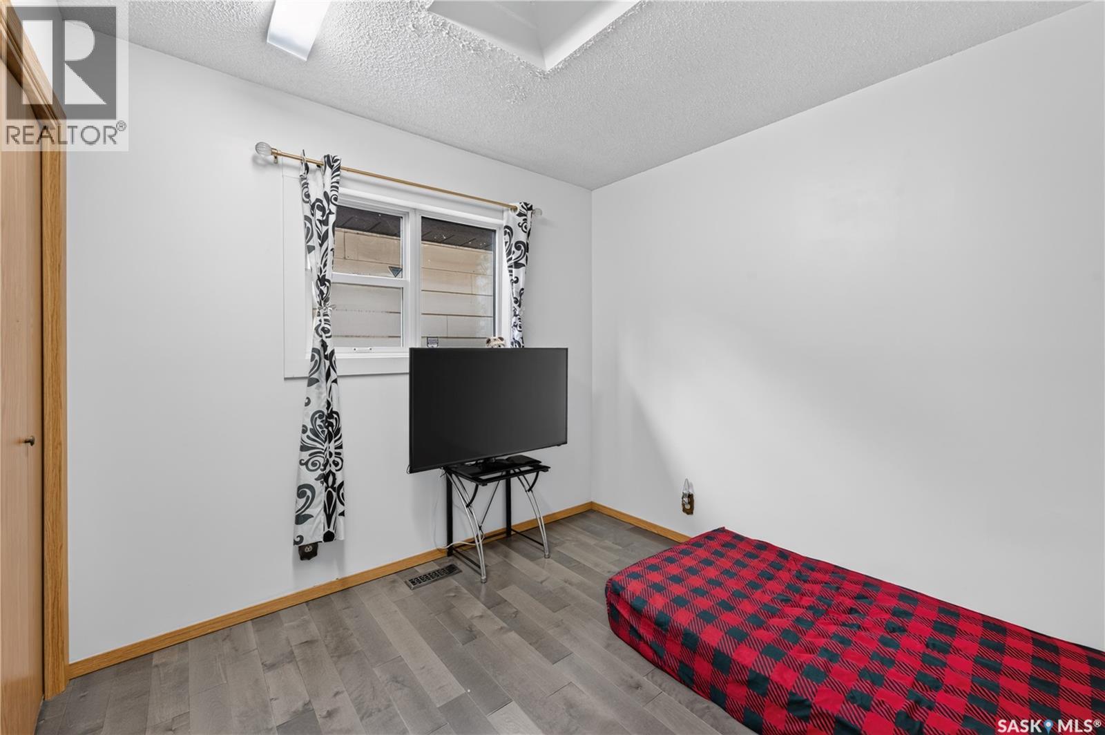 1301 King Street Property Photo 12