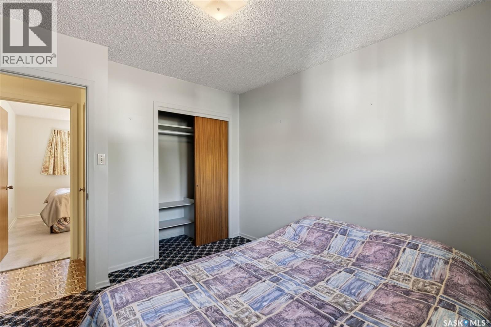 214 Burns Avenue W Property Photo 16