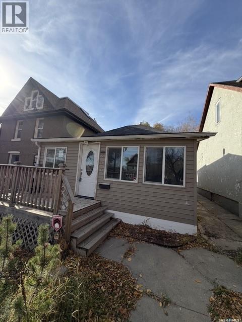 229 I Avenue N Property Photo 2