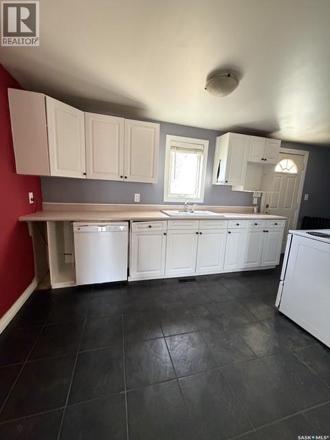 229 I Avenue N Property Photo 8