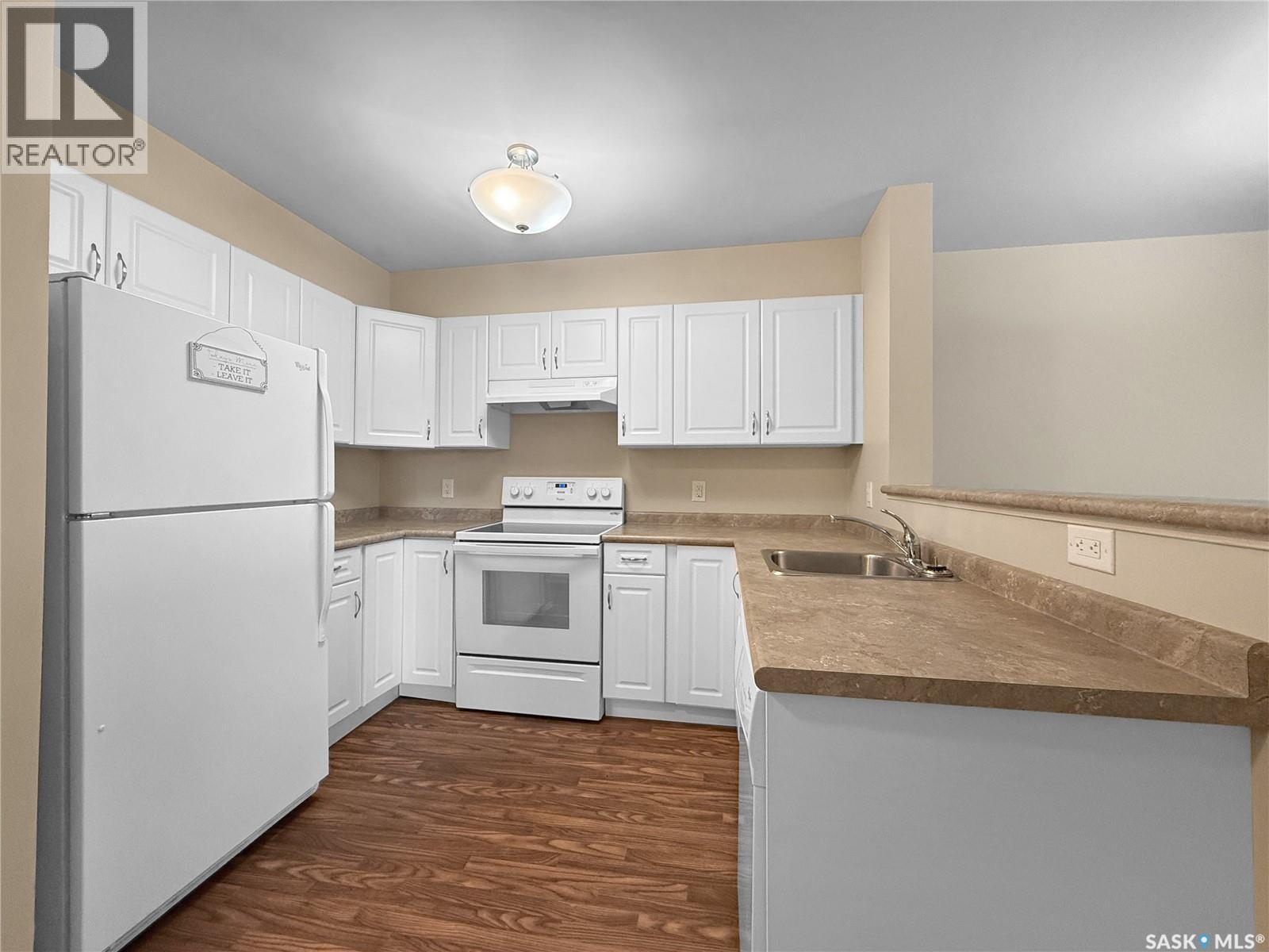 220 1802 106th Street Property Photo 2