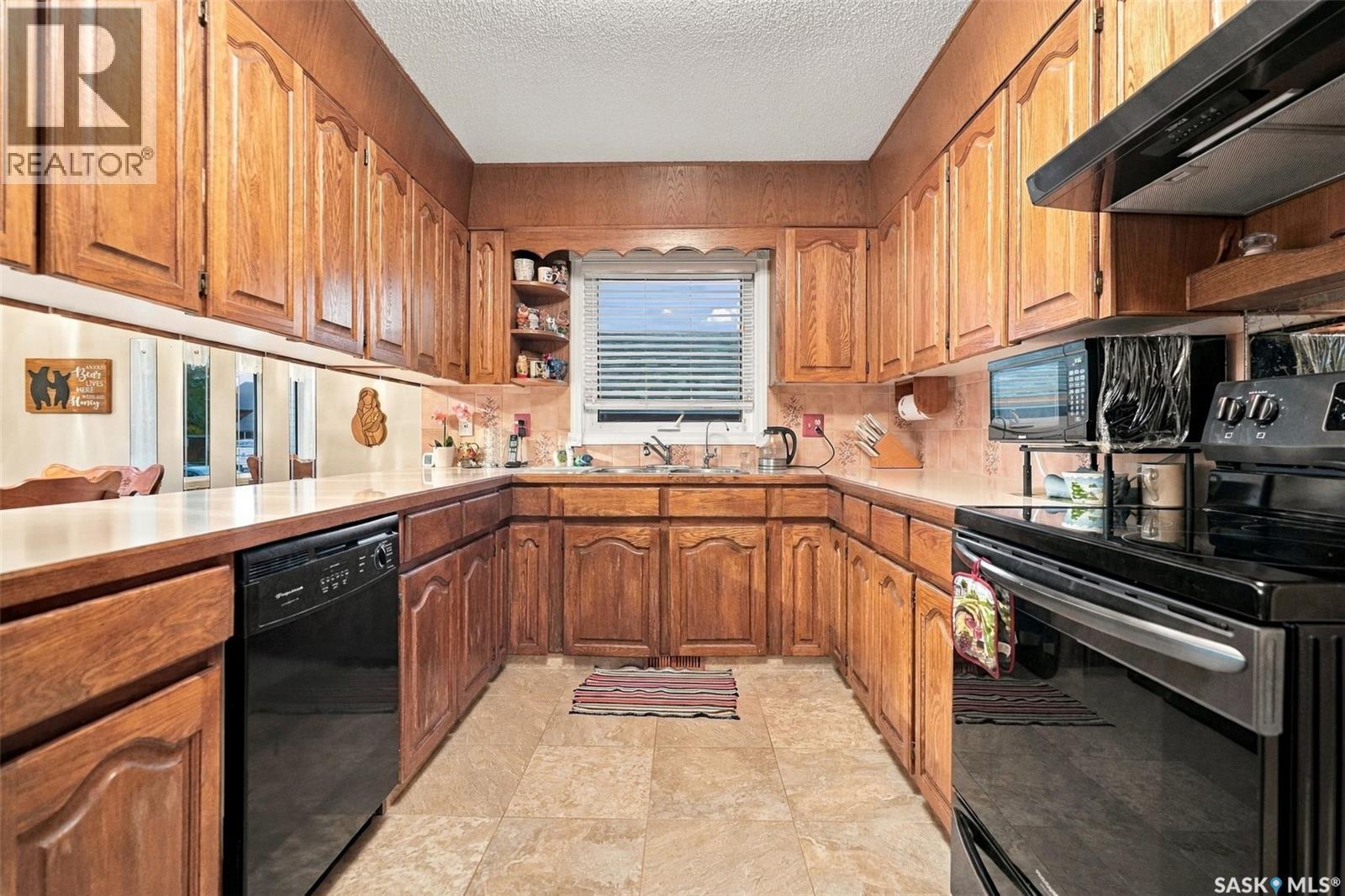 139 Aspen Place Property Photo 5