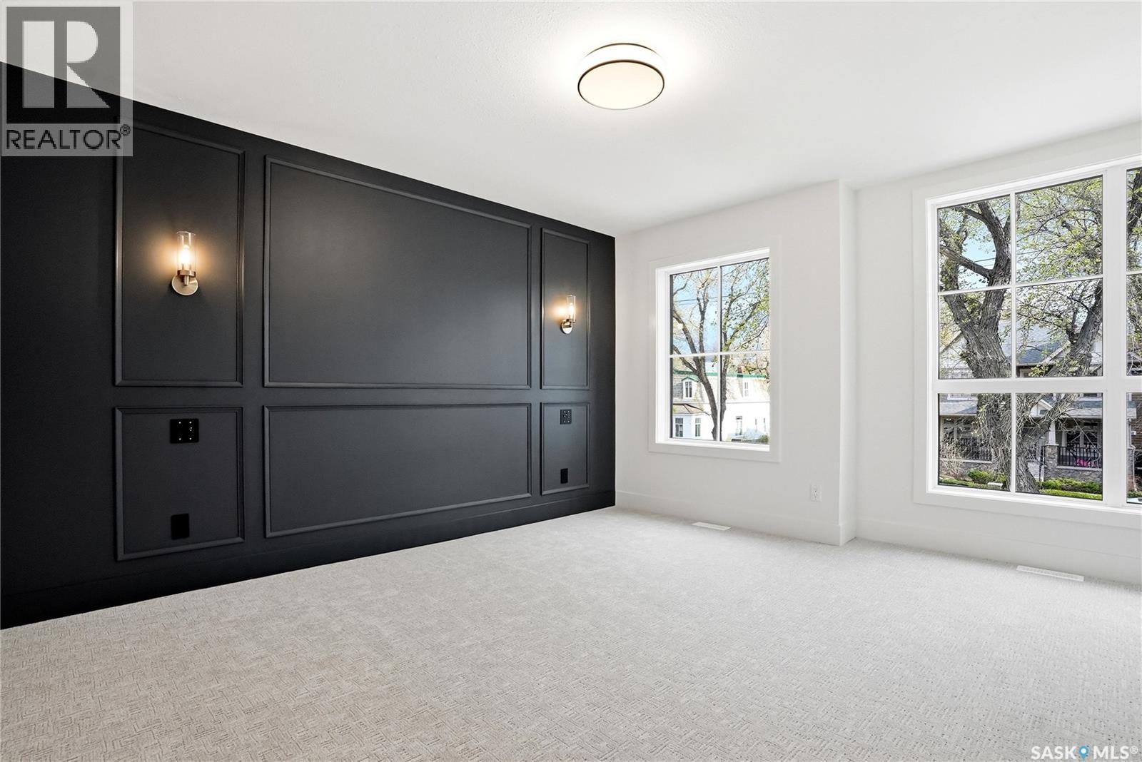 317 11th Street E Property Photo 39