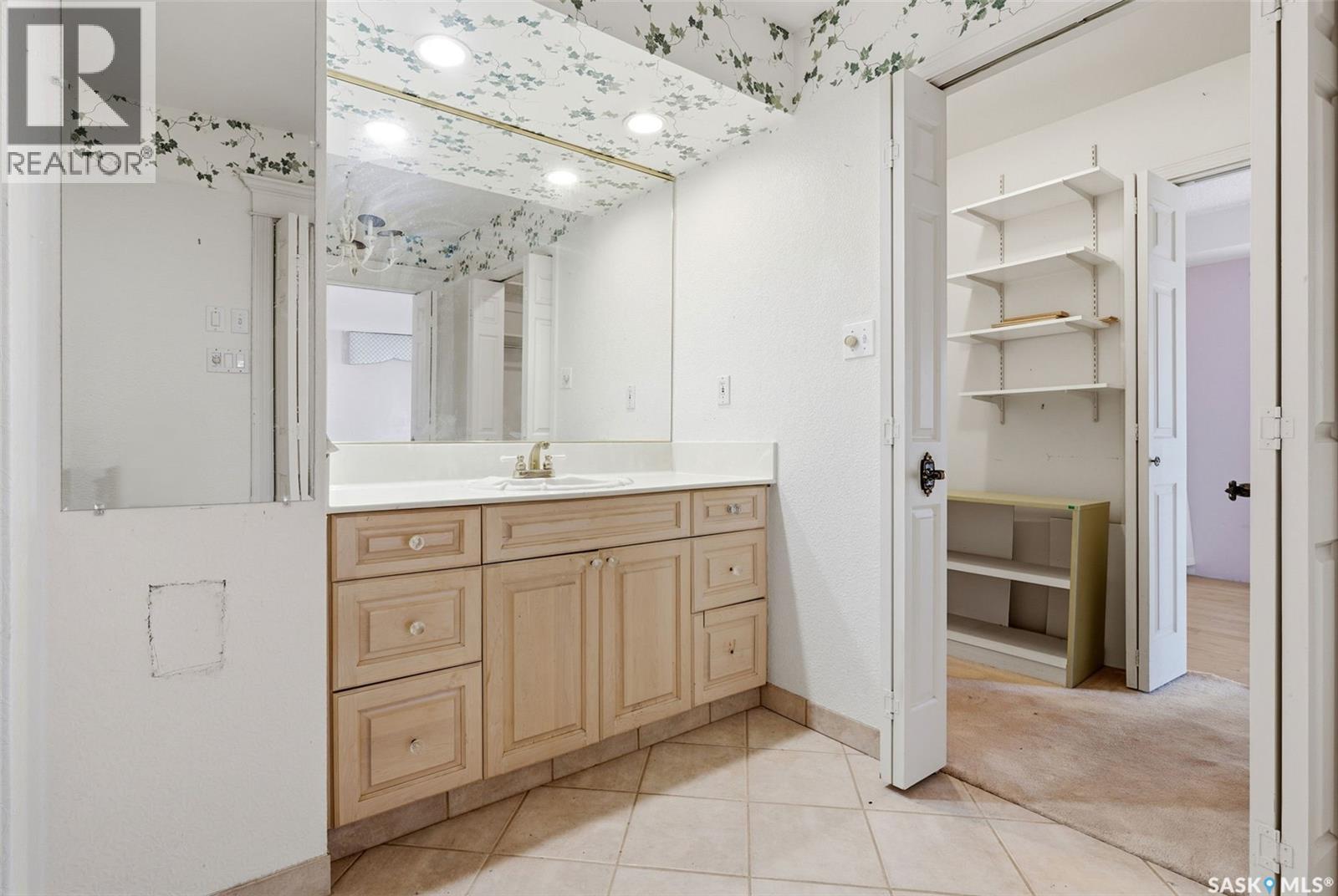 1034 Gryphons Walk Property Photo 30