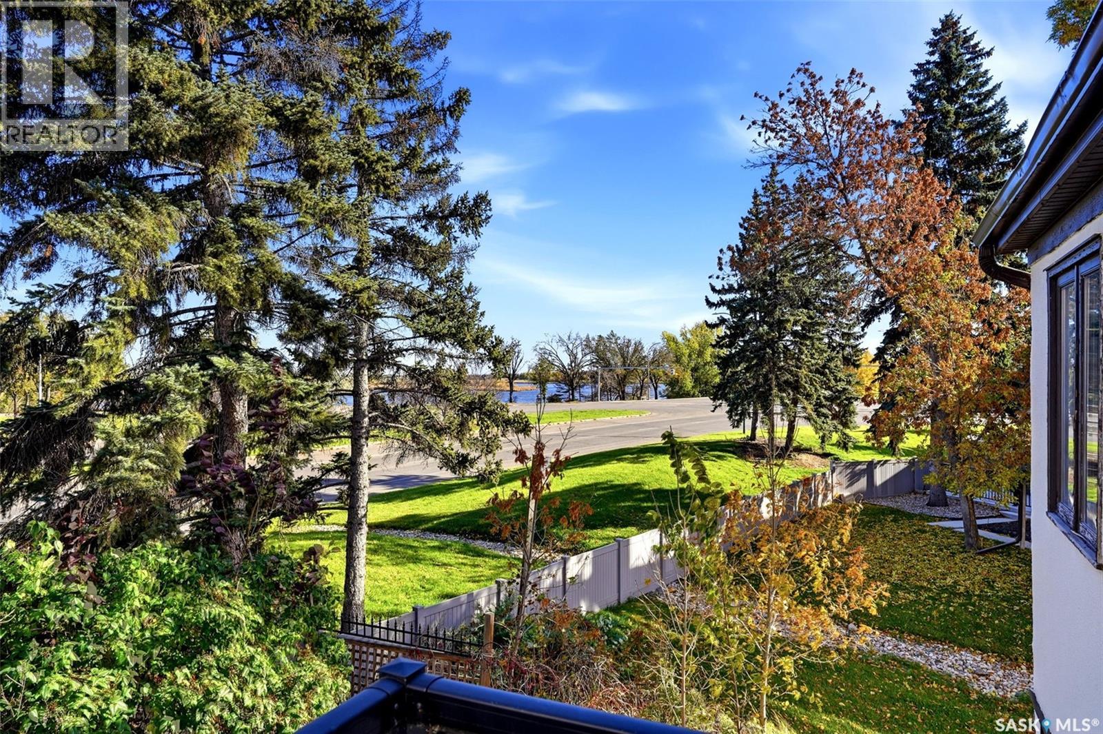 1034 Gryphons Walk Property Photo 35