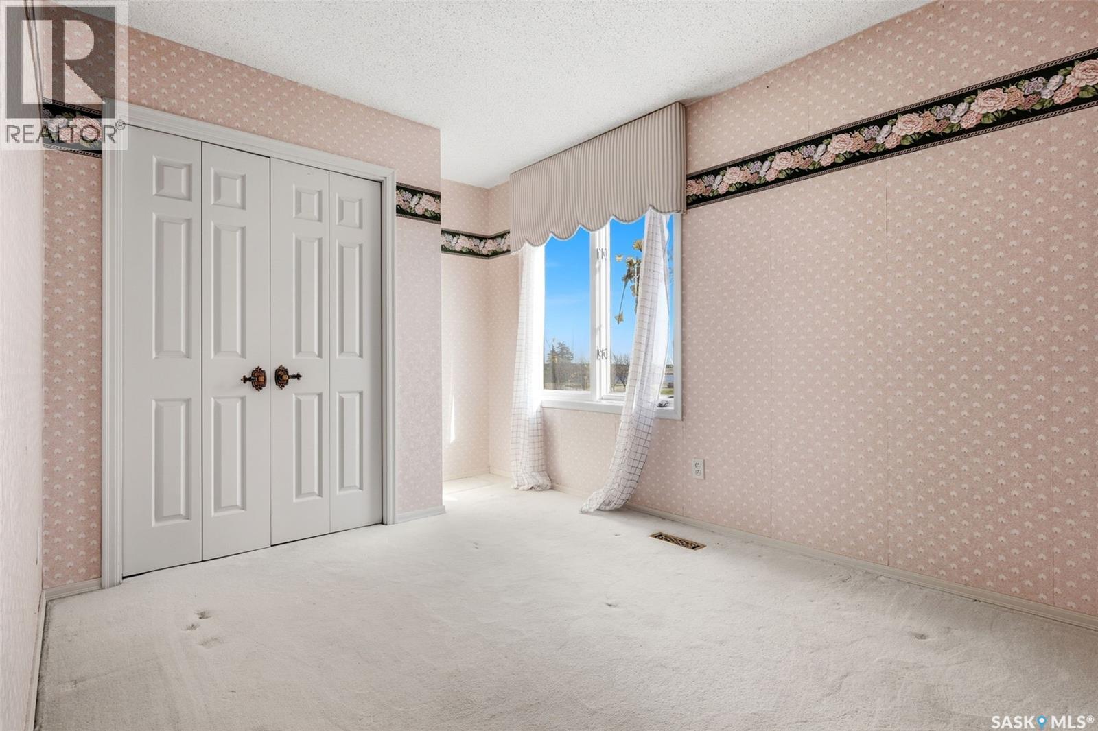 1034 Gryphons Walk Property Photo 36