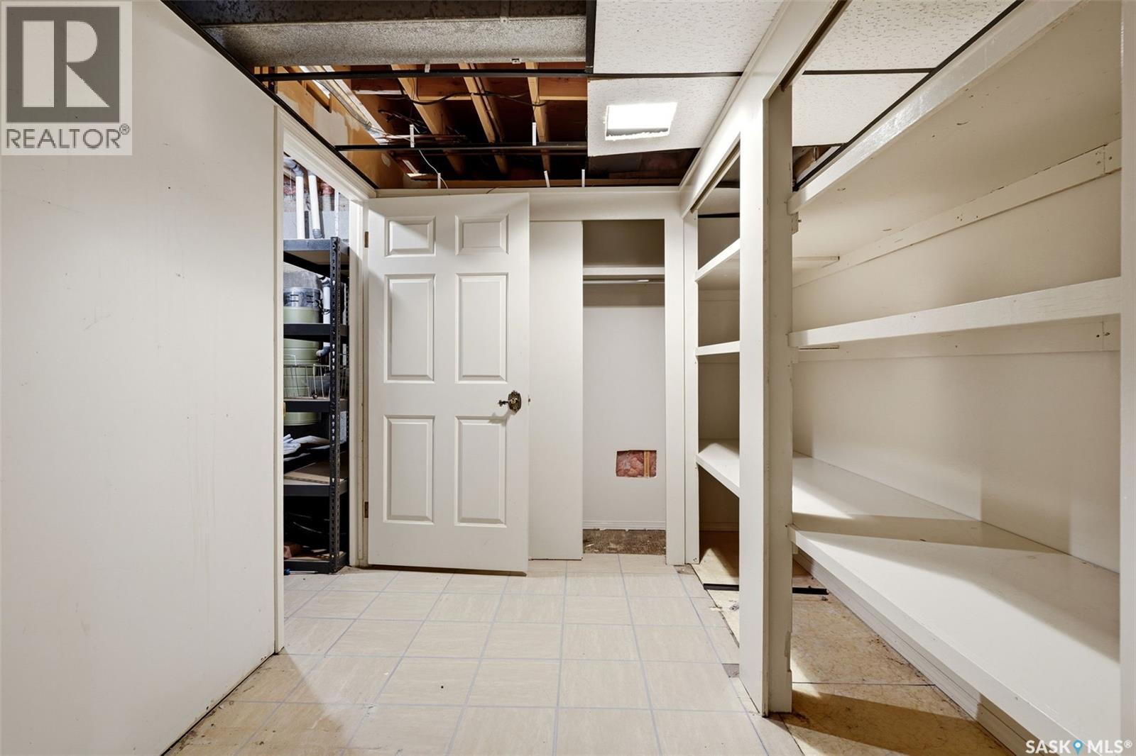 1034 Gryphons Walk Property Photo 47
