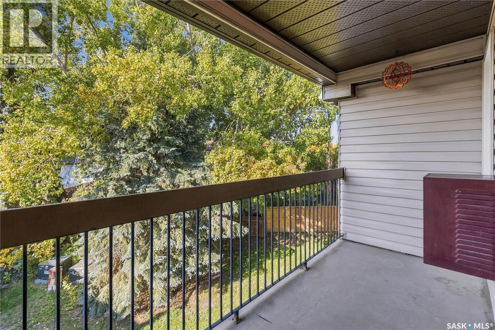 303 302 Tait Crescent Property Photo 29
